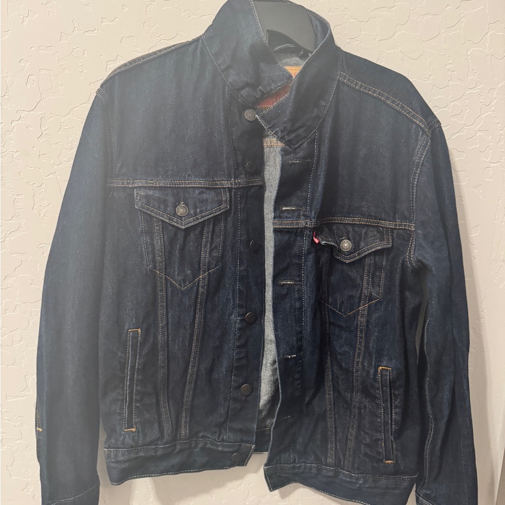 Levi’s women’s Denim Jacket